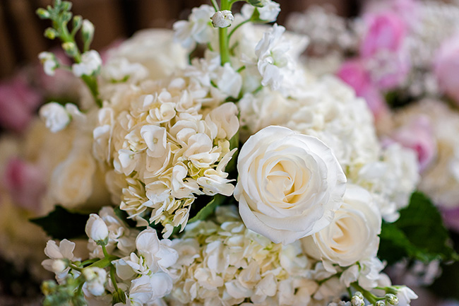 essential wedding planning steps find florist