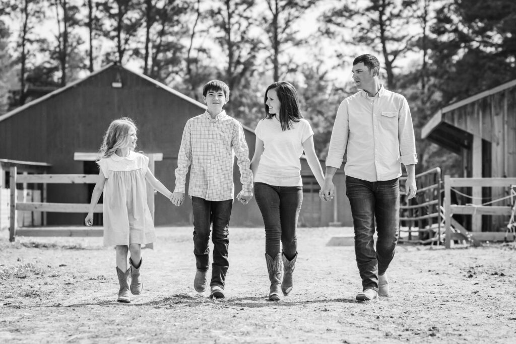 Black and white photo of a family session on the farm in Chesapeake, VA