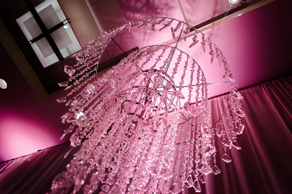 wedding details gorgeous chandelier